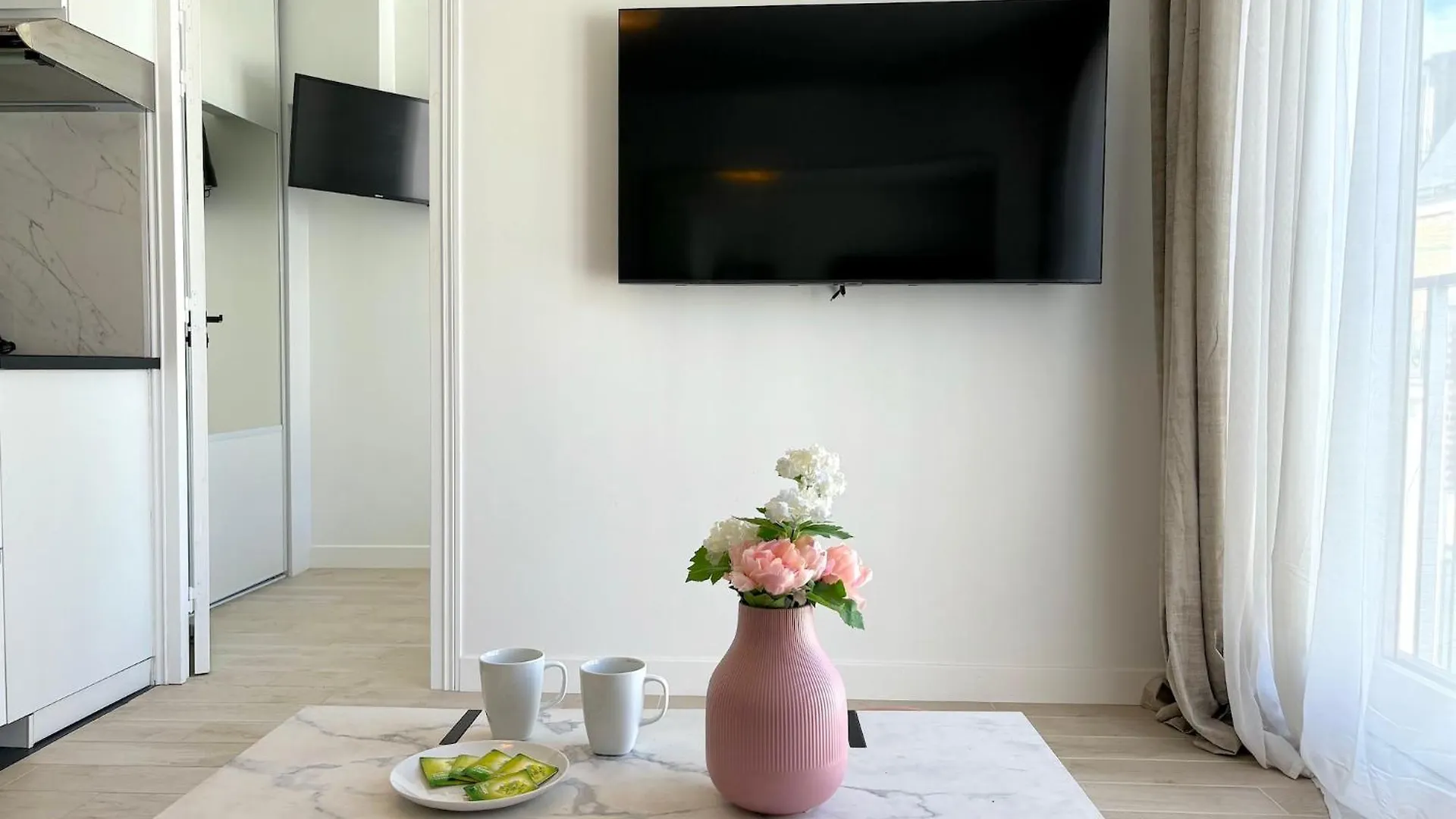 شقة L'Appartement Bouquet باريس